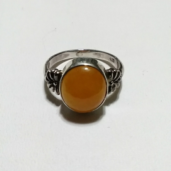 Jade Ring - Picture 6 of 7